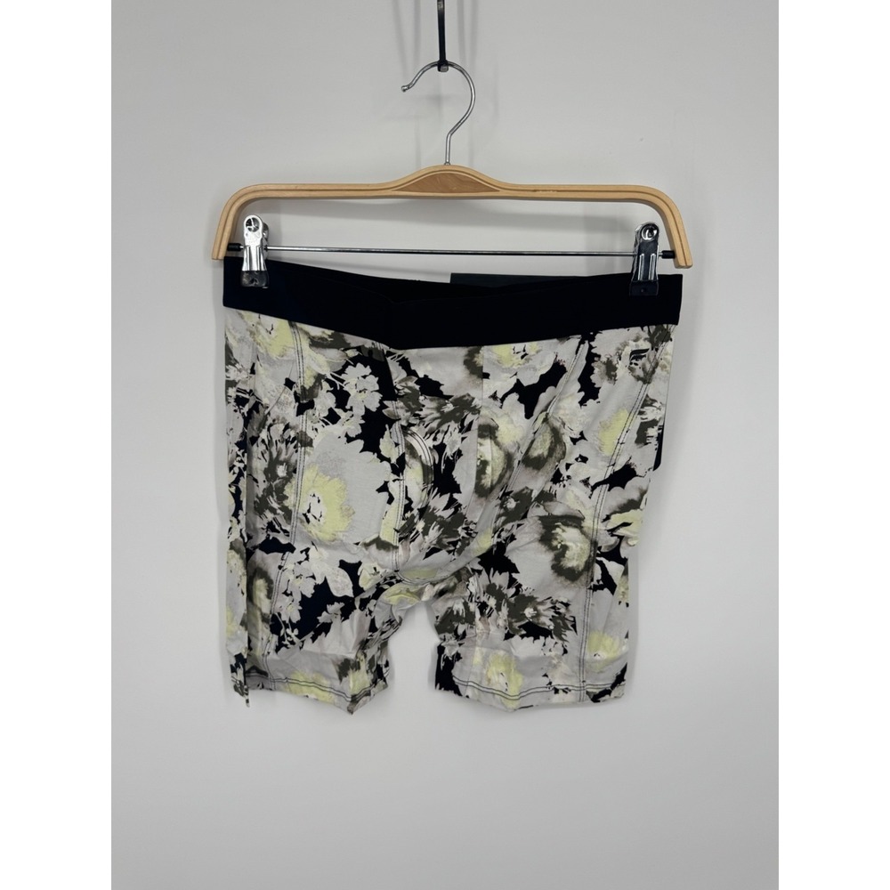 NWT Fabletics The 24-7 Boxer Brief Men's Large Black Gouache Bouquet Classic‎